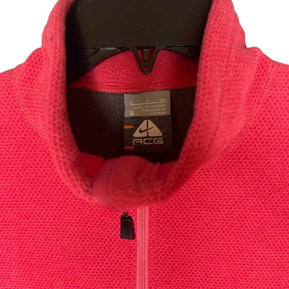 Nike ACG Pink Quarter Zip Fleece Pullover Small Outdoor Hiking - Picture 2 of 9